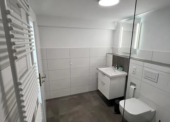 Ruhige Gartenwohnung * 巴特明斯特艾弗尔